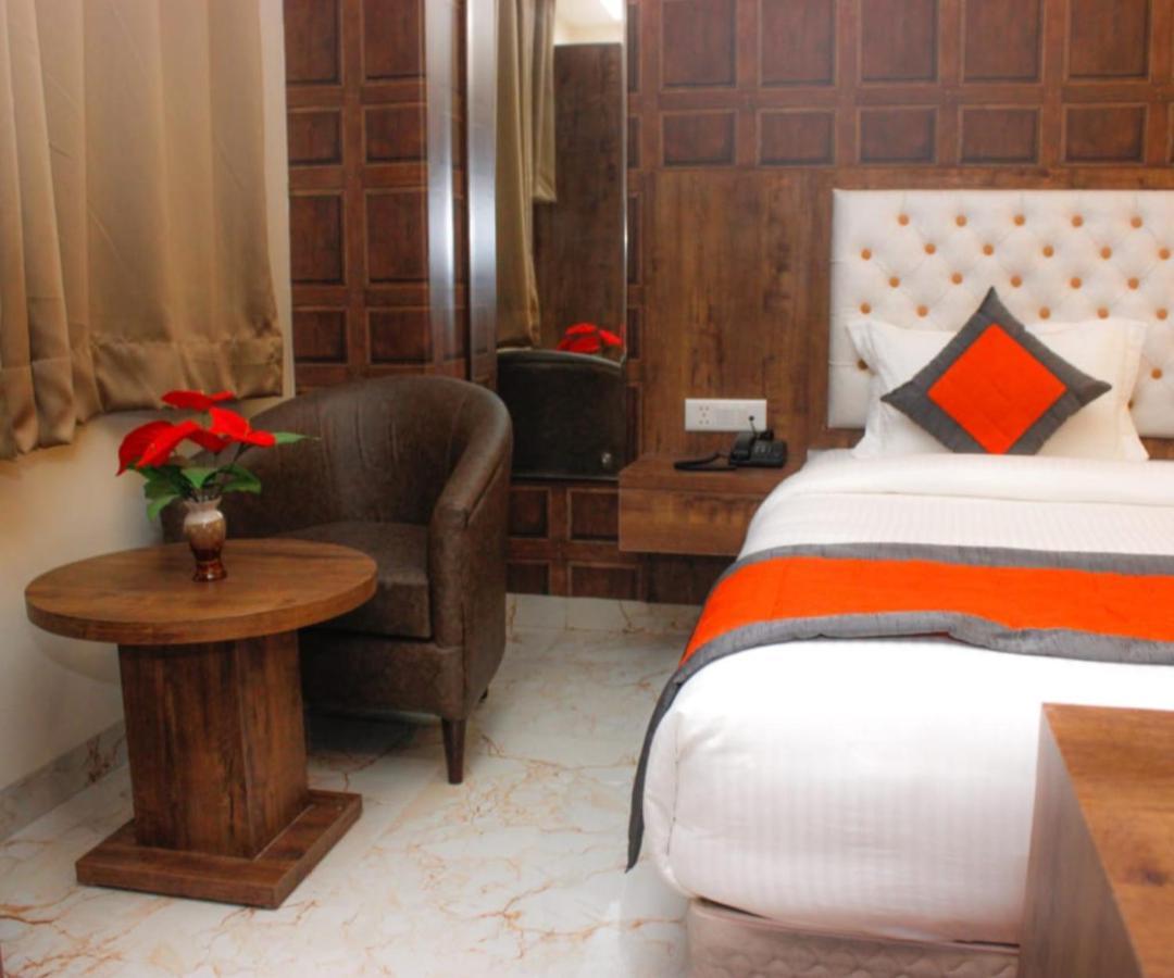 Mayda Inn- A Boutique Hotel ニューデリー エクステリア 写真