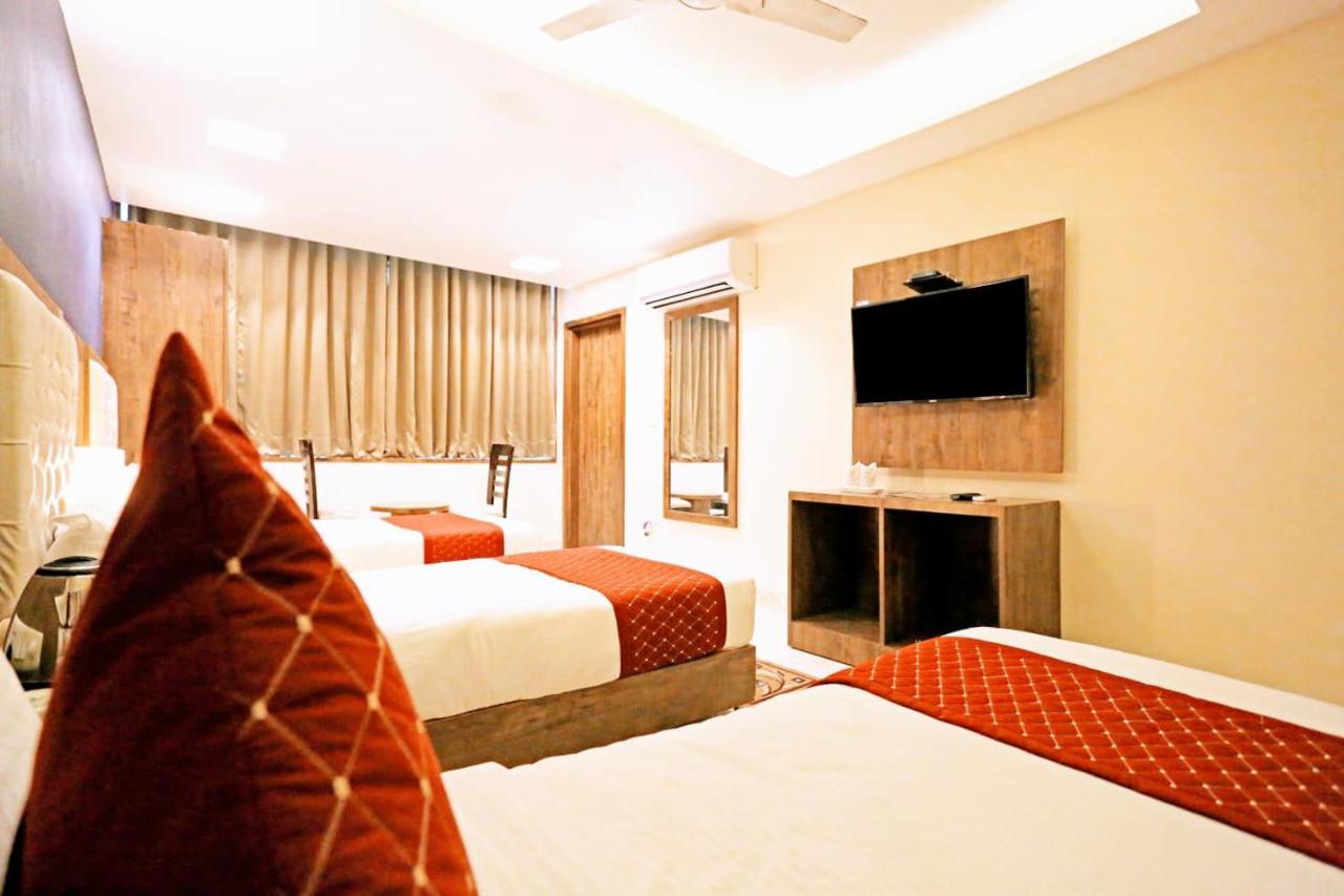 Mayda Inn- A Boutique Hotel ニューデリー エクステリア 写真