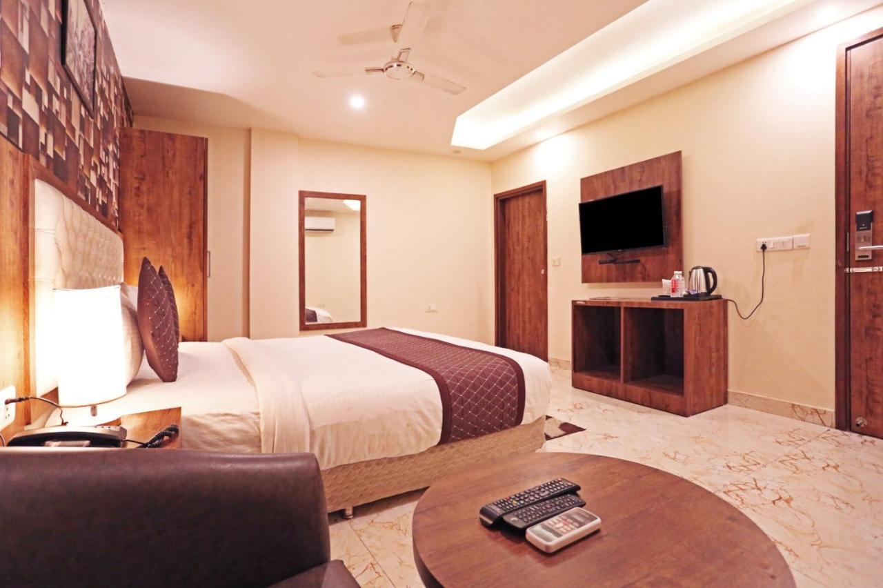 Mayda Inn- A Boutique Hotel ニューデリー エクステリア 写真